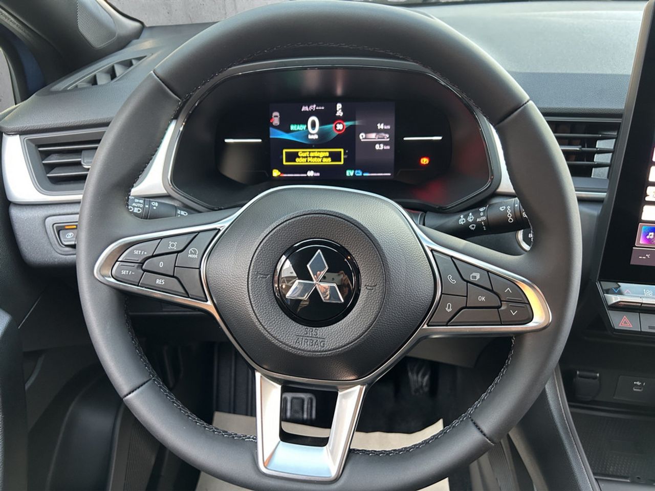 https://csb-strapi-files.fsn1.your-objectstorage.com/inventory-cars/images/00c03d5dae8eae0a2a83ecc6890569a10add514e/11_1280_2298.jpg