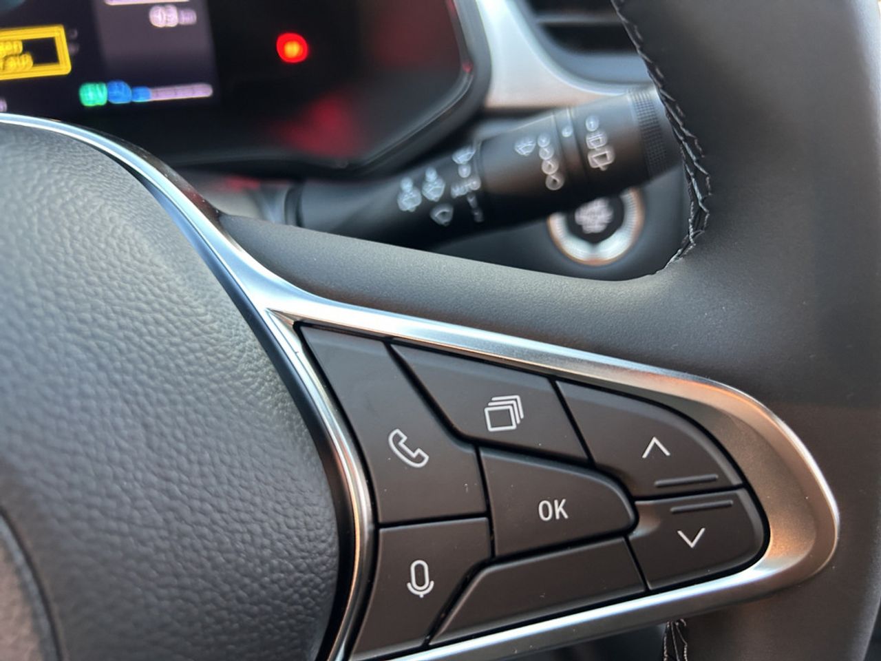 https://csb-strapi-files.fsn1.your-objectstorage.com/inventory-cars/images/00c03d5dae8eae0a2a83ecc6890569a10add514e/13_1280_1534.jpg