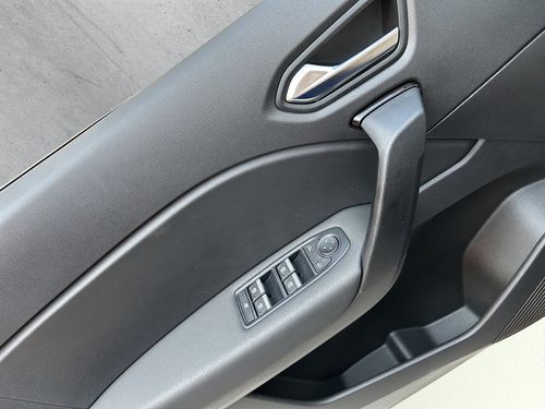 https://csb-strapi-files.fsn1.your-objectstorage.com/inventory-cars/images/00c03d5dae8eae0a2a83ecc6890569a10add514e/18_500_7772.jpg