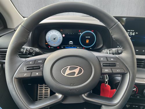 https://csb-strapi-files.fsn1.your-objectstorage.com/inventory-cars/images/010fa7c0b324fea1830c26f86d100297fc5366a5/10_500_3032.jpg