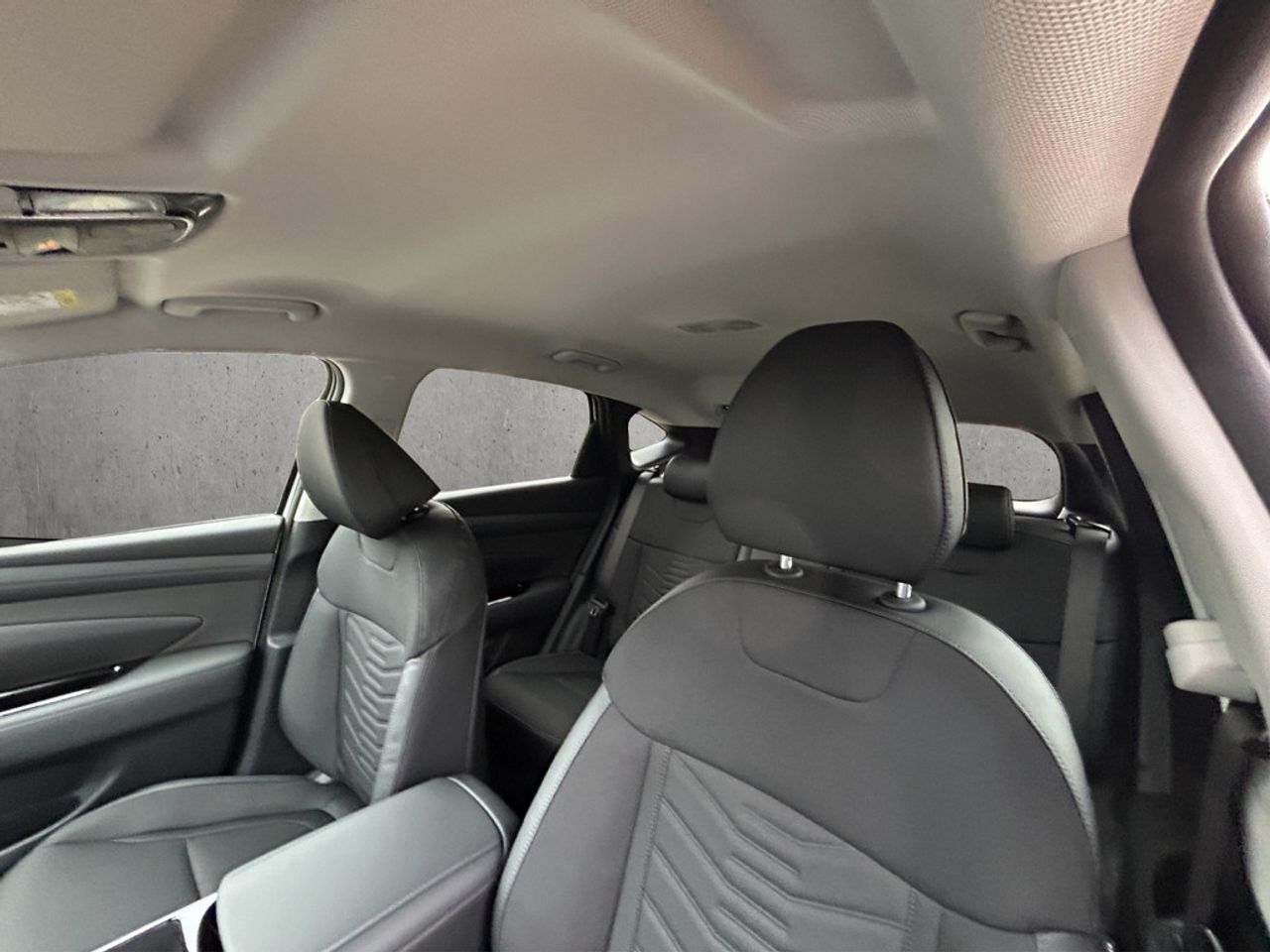 https://csb-strapi-files.fsn1.your-objectstorage.com/inventory-cars/images/01b2221506f8e431d08330eacd300befcec99bd4/12_1280_1898.jpg