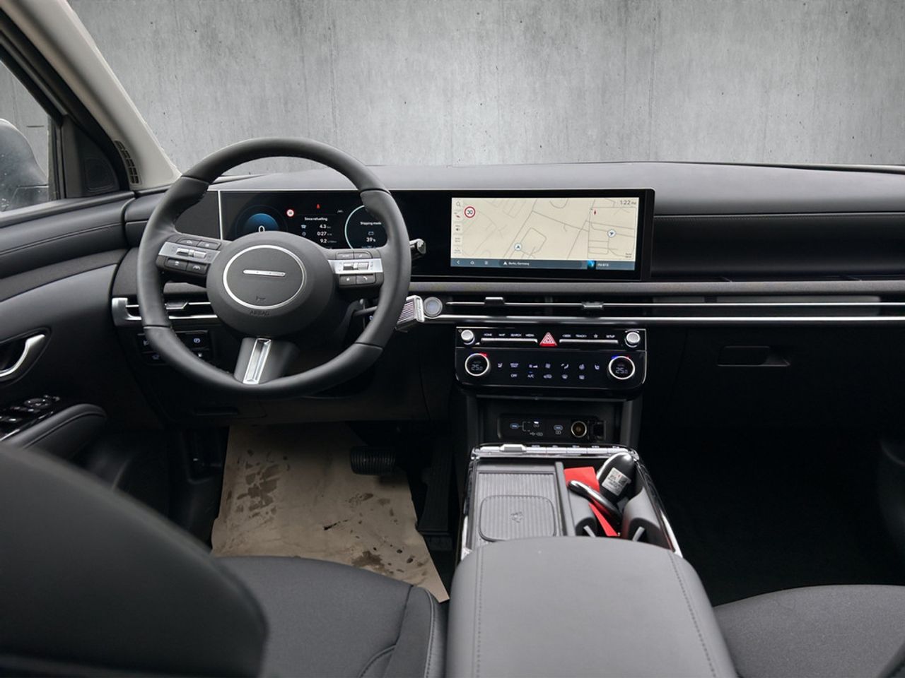 https://csb-strapi-files.fsn1.your-objectstorage.com/inventory-cars/images/01b2221506f8e431d08330eacd300befcec99bd4/16_1280_2038.jpg