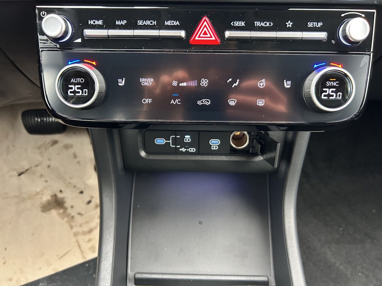 https://csb-strapi-files.fsn1.your-objectstorage.com/inventory-cars/images/01b2221506f8e431d08330eacd300befcec99bd4/21_1280_9489.jpg