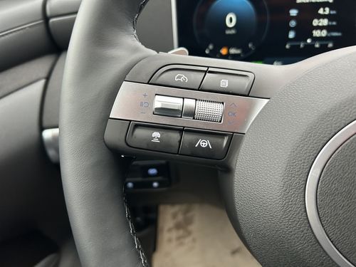 https://csb-strapi-files.fsn1.your-objectstorage.com/inventory-cars/images/01b2221506f8e431d08330eacd300befcec99bd4/32_500_4250.jpg