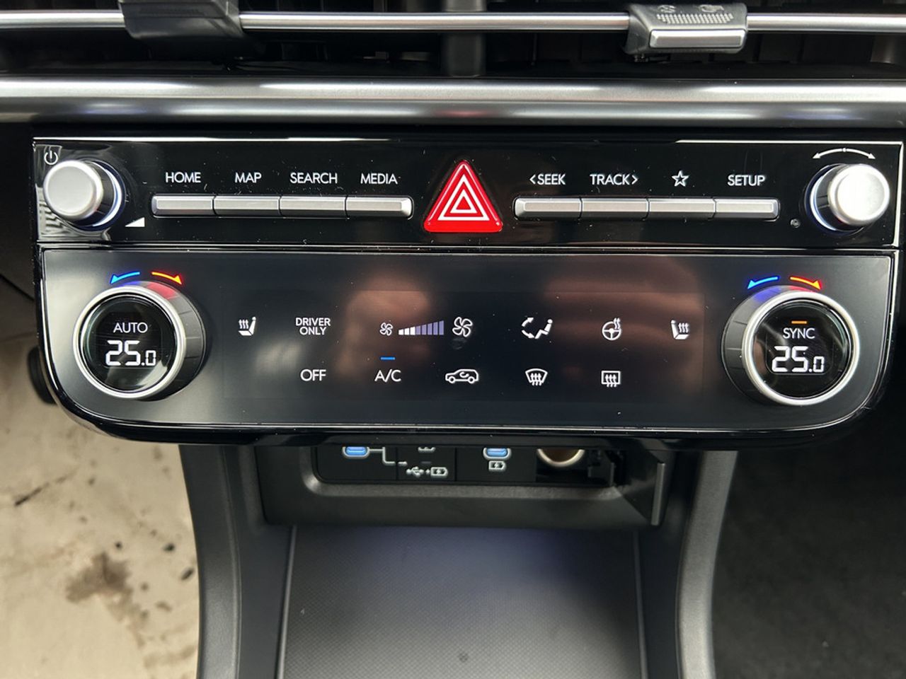 https://csb-strapi-files.fsn1.your-objectstorage.com/inventory-cars/images/01b2221506f8e431d08330eacd300befcec99bd4/34_1280_7677.jpg