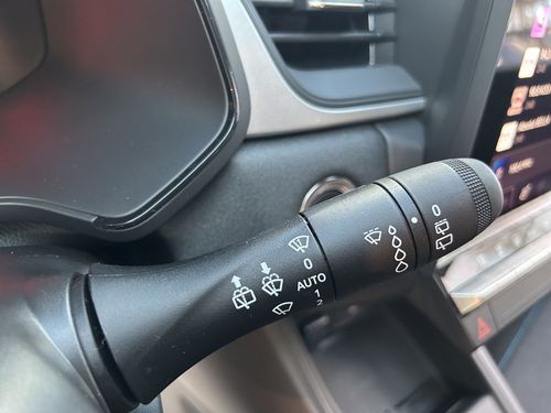 https://csb-strapi-files.fsn1.your-objectstorage.com/inventory-cars/images/01e971d0819fcd3380bd31d01e6a36b199e7722c/16_500_5300.jpg