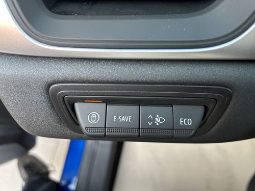 https://csb-strapi-files.fsn1.your-objectstorage.com/inventory-cars/images/01e971d0819fcd3380bd31d01e6a36b199e7722c/17_500_5552.jpg