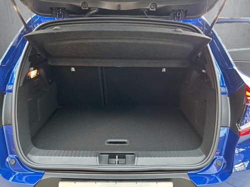 https://csb-strapi-files.fsn1.your-objectstorage.com/inventory-cars/images/01e971d0819fcd3380bd31d01e6a36b199e7722c/22_500_9806.jpg