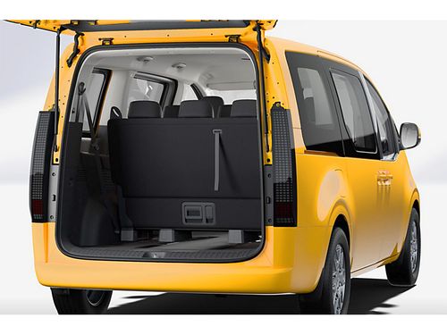 https://csb-strapi-files.fsn1.your-objectstorage.com/inventory-cars/images/025728c56f368c2f3a0c9ce5f41a769f468b1147/5_500_6426.jpg