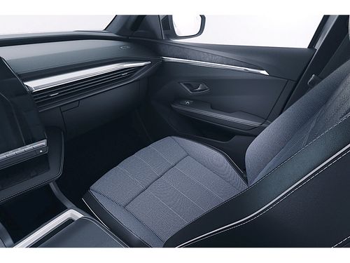 https://csb-strapi-files.fsn1.your-objectstorage.com/inventory-cars/images/02708eeb13efea5342af47617e95c4b5a7145d8e/9_500_3924.jpg