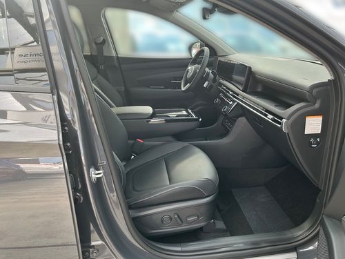 https://csb-strapi-files.fsn1.your-objectstorage.com/inventory-cars/images/02f6620a44a0085439f56cd2f3de1f8cf0d4d372/13_500_4300.jpg
