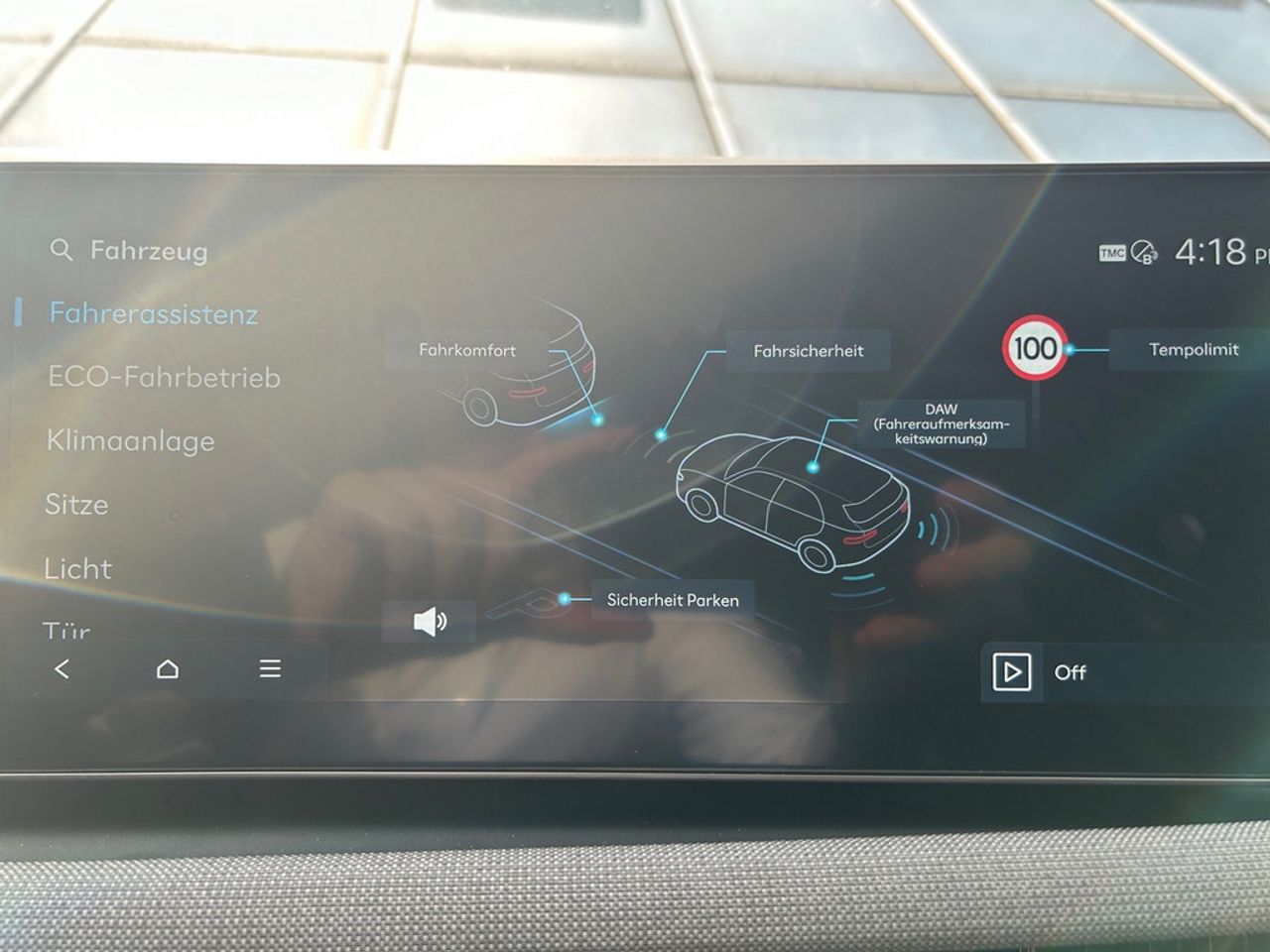 https://csb-strapi-files.fsn1.your-objectstorage.com/inventory-cars/images/02f6620a44a0085439f56cd2f3de1f8cf0d4d372/20_1280_8842.jpg