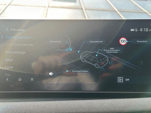 https://csb-strapi-files.fsn1.your-objectstorage.com/inventory-cars/images/02f6620a44a0085439f56cd2f3de1f8cf0d4d372/20_500_1909.jpg