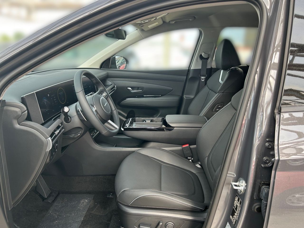 https://csb-strapi-files.fsn1.your-objectstorage.com/inventory-cars/images/02f6620a44a0085439f56cd2f3de1f8cf0d4d372/6_1280_5575.jpg