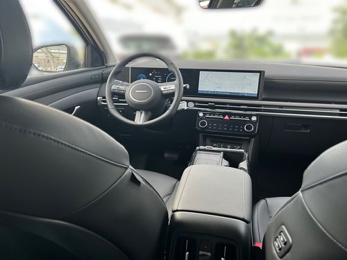 https://csb-strapi-files.fsn1.your-objectstorage.com/inventory-cars/images/02f6620a44a0085439f56cd2f3de1f8cf0d4d372/9_500_6567.jpg