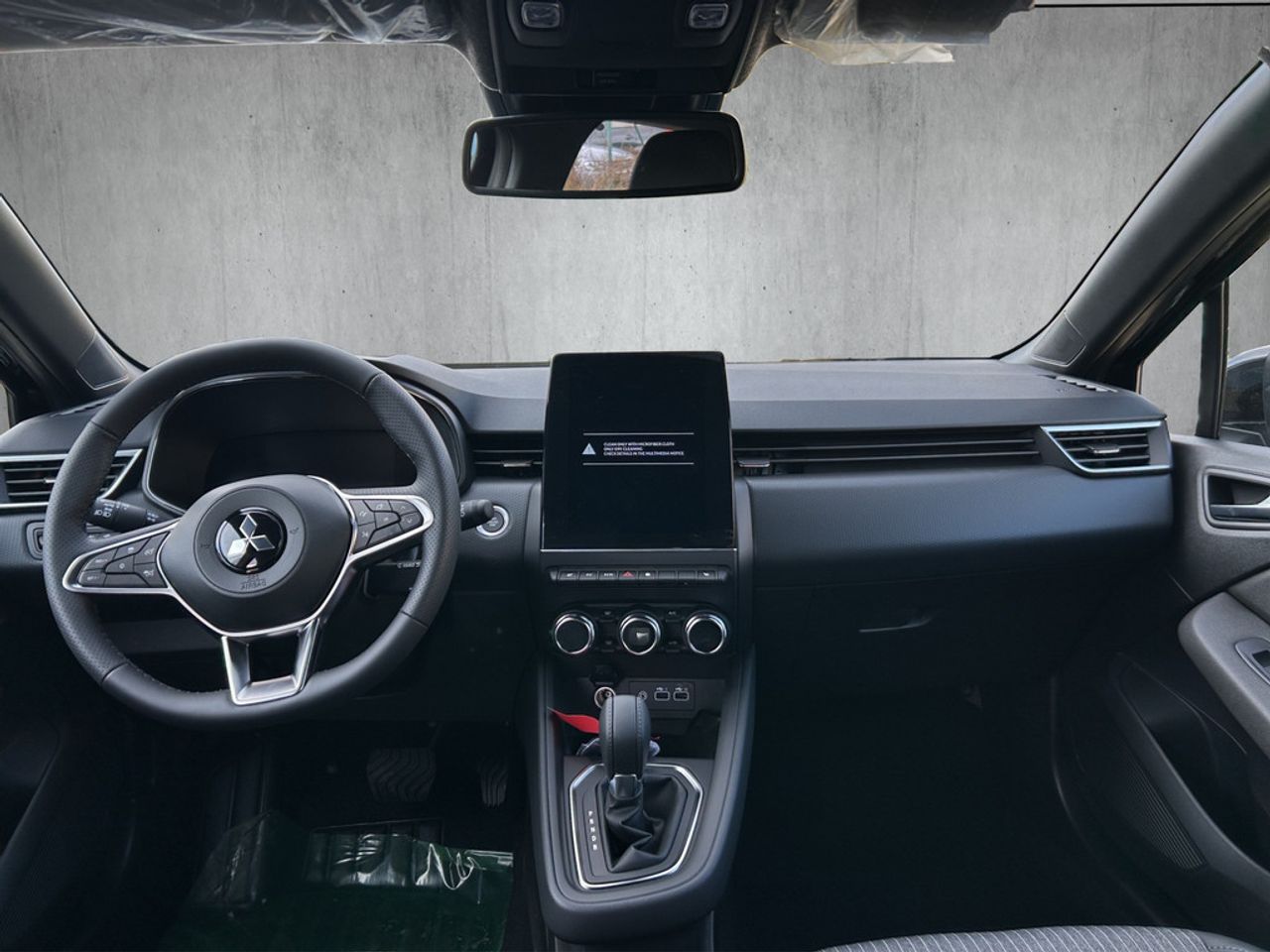 https://csb-strapi-files.fsn1.your-objectstorage.com/inventory-cars/images/03b7c9350f36319354755ab0693c34617126b74b/15_1280_3034.jpg