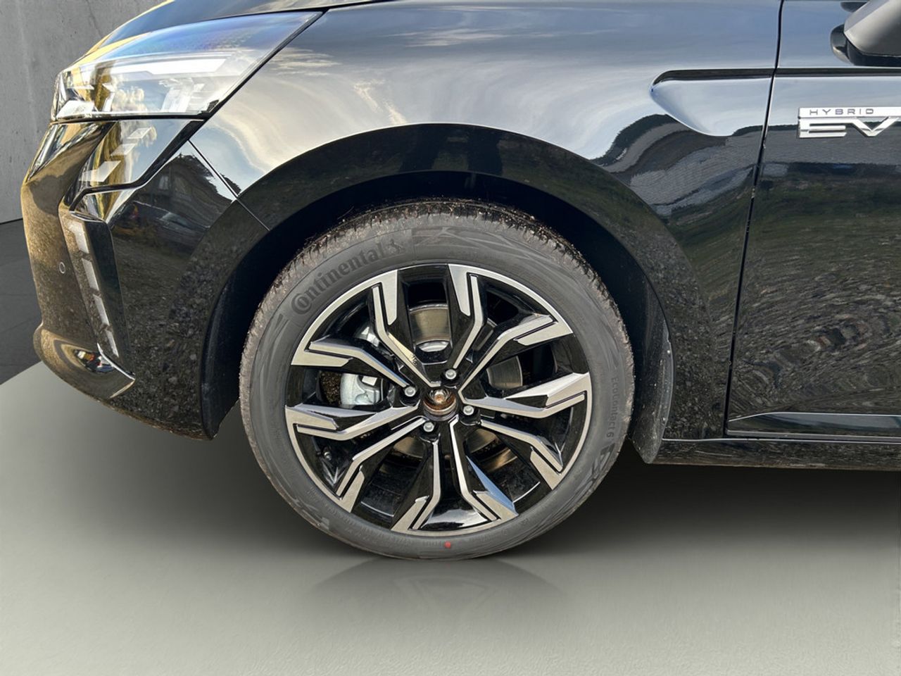 https://csb-strapi-files.fsn1.your-objectstorage.com/inventory-cars/images/03b7c9350f36319354755ab0693c34617126b74b/2_1280_9606.jpg