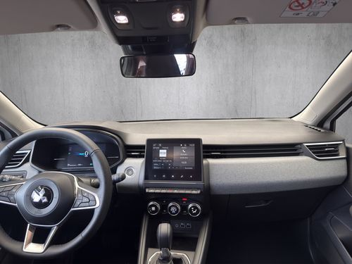 https://csb-strapi-files.fsn1.your-objectstorage.com/inventory-cars/images/03c5ba972c30bfd58b73d655b02f1d5318d92f3b/17_500_6933.jpg