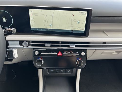 https://csb-strapi-files.fsn1.your-objectstorage.com/inventory-cars/images/03c76f009228c8ebd1aa06e426d115a4cc73bd10/17_500_1652.jpg