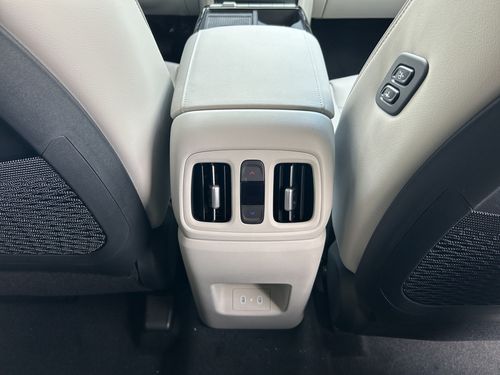 https://csb-strapi-files.fsn1.your-objectstorage.com/inventory-cars/images/03c76f009228c8ebd1aa06e426d115a4cc73bd10/22_500_2422.jpg