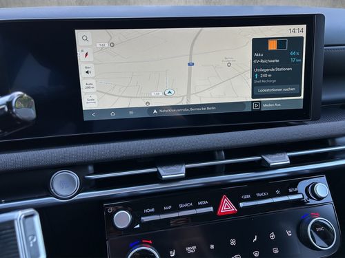 https://csb-strapi-files.fsn1.your-objectstorage.com/inventory-cars/images/03e4e3075be6785137160dfe196e621d0fcf7495/21_500_6113.jpg