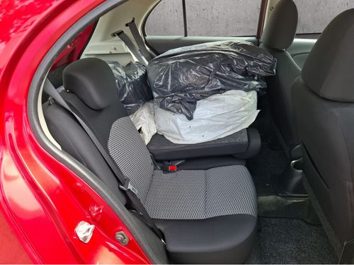 https://csb-strapi-files.fsn1.your-objectstorage.com/inventory-cars/images/046f7d8df0a8493467aea7bec88cc43288d342f8/18_500_4713.jpg