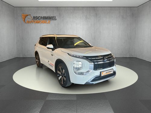 https://csb-strapi-files.fsn1.your-objectstorage.com/inventory-cars/images/0505bd4d5dd131ce6795b40fb7bccaabacfcbd3e/8_500_1486.jpg