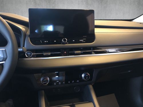 https://csb-strapi-files.fsn1.your-objectstorage.com/inventory-cars/images/0578ad86f4899409b33a80da0fa89b9cf6c30b7d/7_500_3183.jpg