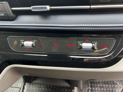 https://csb-strapi-files.fsn1.your-objectstorage.com/inventory-cars/images/06700a54b822d9734acfbc860d4b9003a6f68406/16_500_3828.jpg