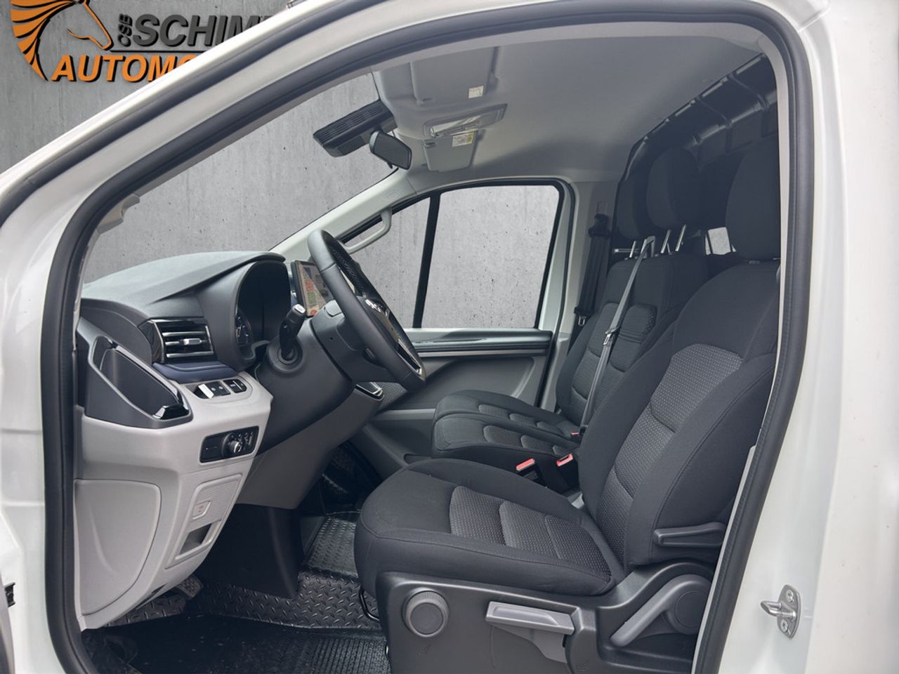 https://csb-strapi-files.fsn1.your-objectstorage.com/inventory-cars/images/06700a54b822d9734acfbc860d4b9003a6f68406/9_1280_6471.jpg
