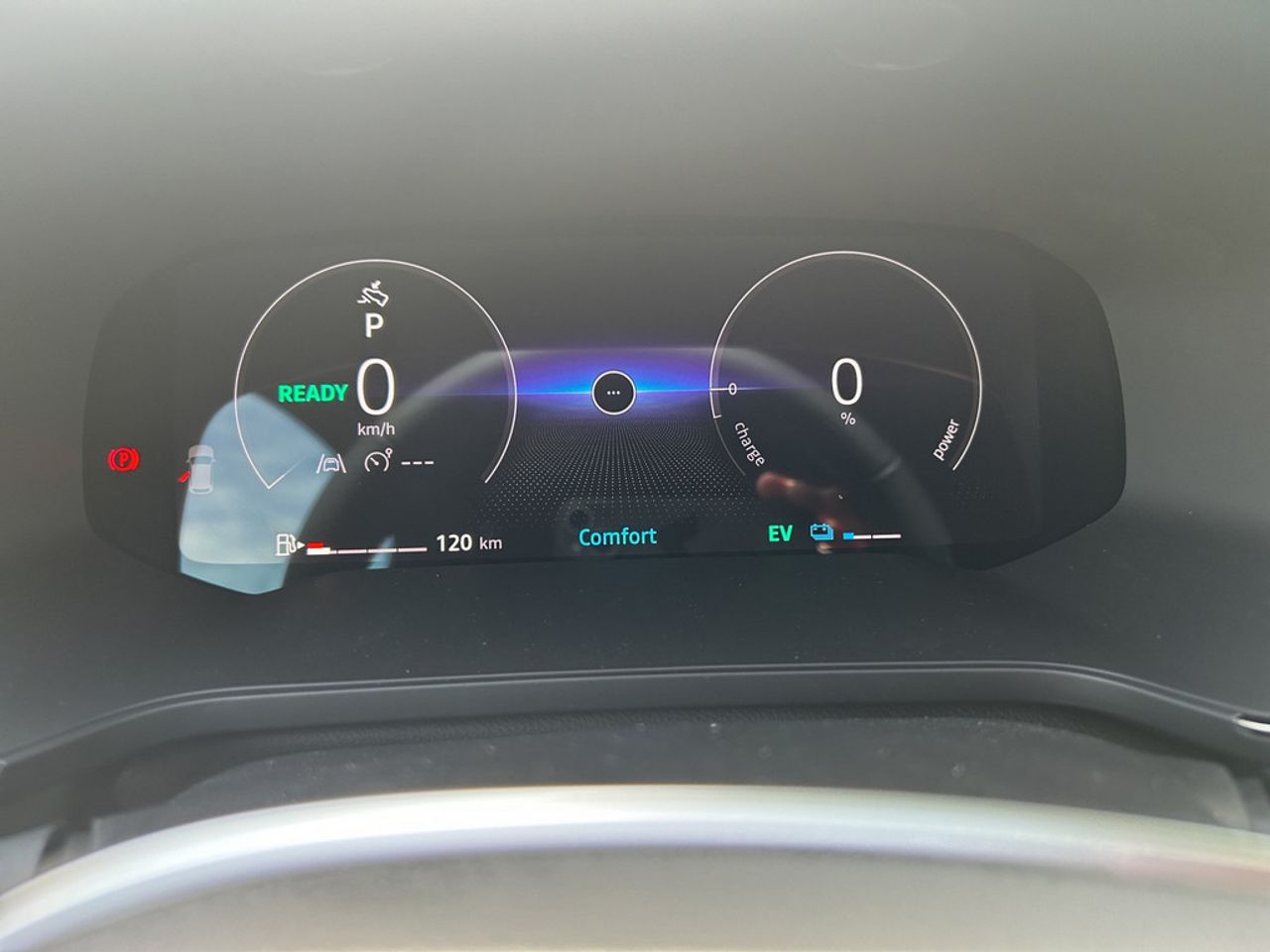 https://csb-strapi-files.fsn1.your-objectstorage.com/inventory-cars/images/07a63d1b16e95f2098588c0d8f08c69fec817002/14_1280_3432.jpg