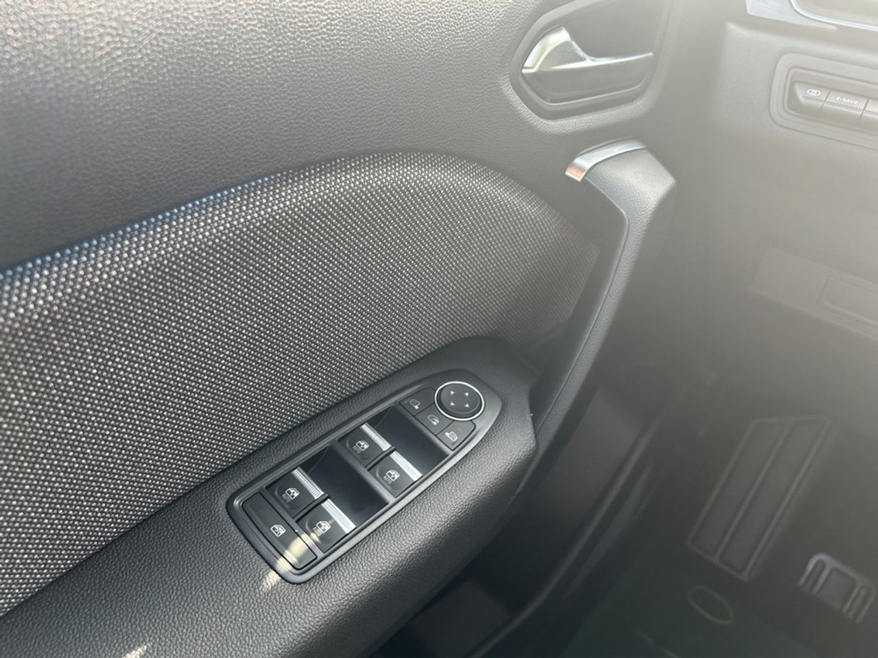 https://csb-strapi-files.fsn1.your-objectstorage.com/inventory-cars/images/07a63d1b16e95f2098588c0d8f08c69fec817002/18_1280_7711.jpg