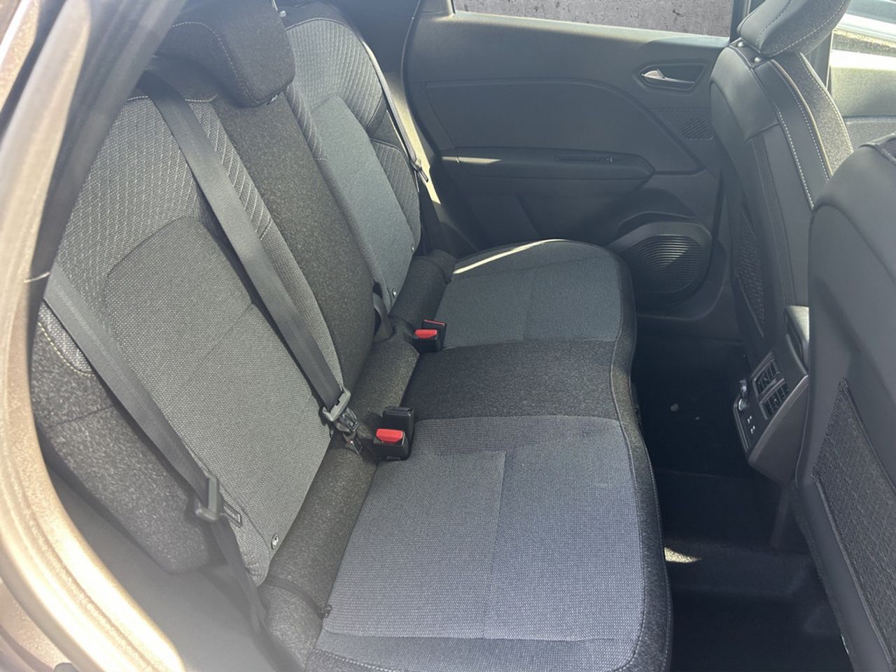 https://csb-strapi-files.fsn1.your-objectstorage.com/inventory-cars/images/07a63d1b16e95f2098588c0d8f08c69fec817002/21_1280_5899.jpg