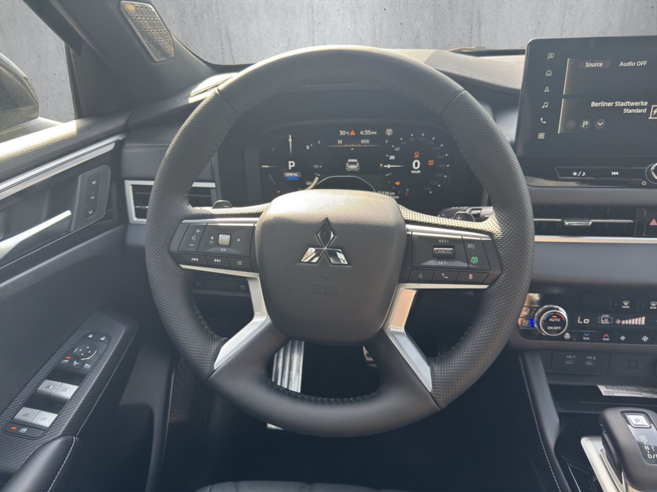 https://csb-strapi-files.fsn1.your-objectstorage.com/inventory-cars/images/07e3d9bbff6c1a8c7f76ca7869228c8892ac65c1/19_1280_7724.jpg