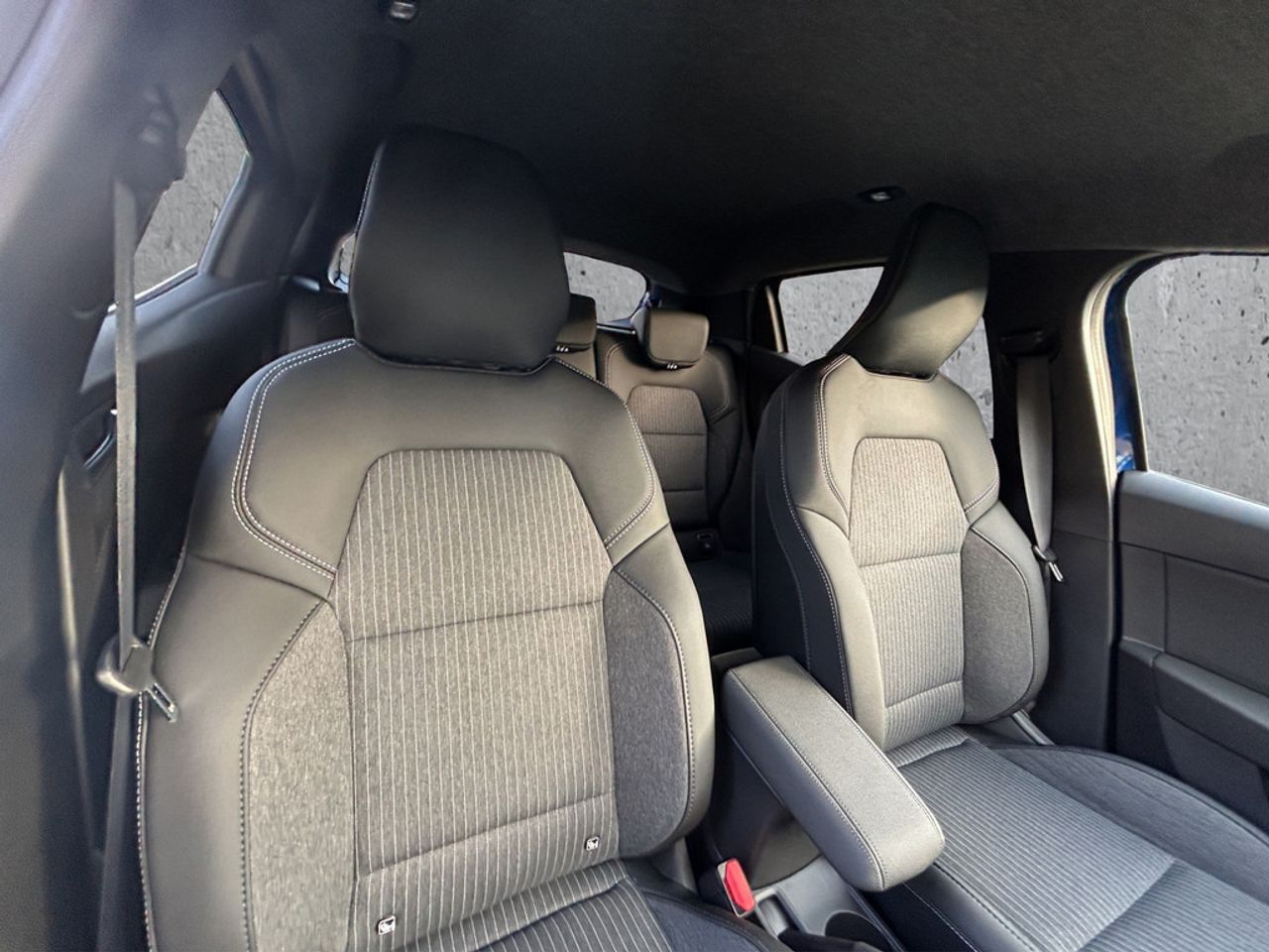 https://csb-strapi-files.fsn1.your-objectstorage.com/inventory-cars/images/08e20f64e256687cdf5c981ba5e7d803cbf3269d/21_1280_4115.jpg