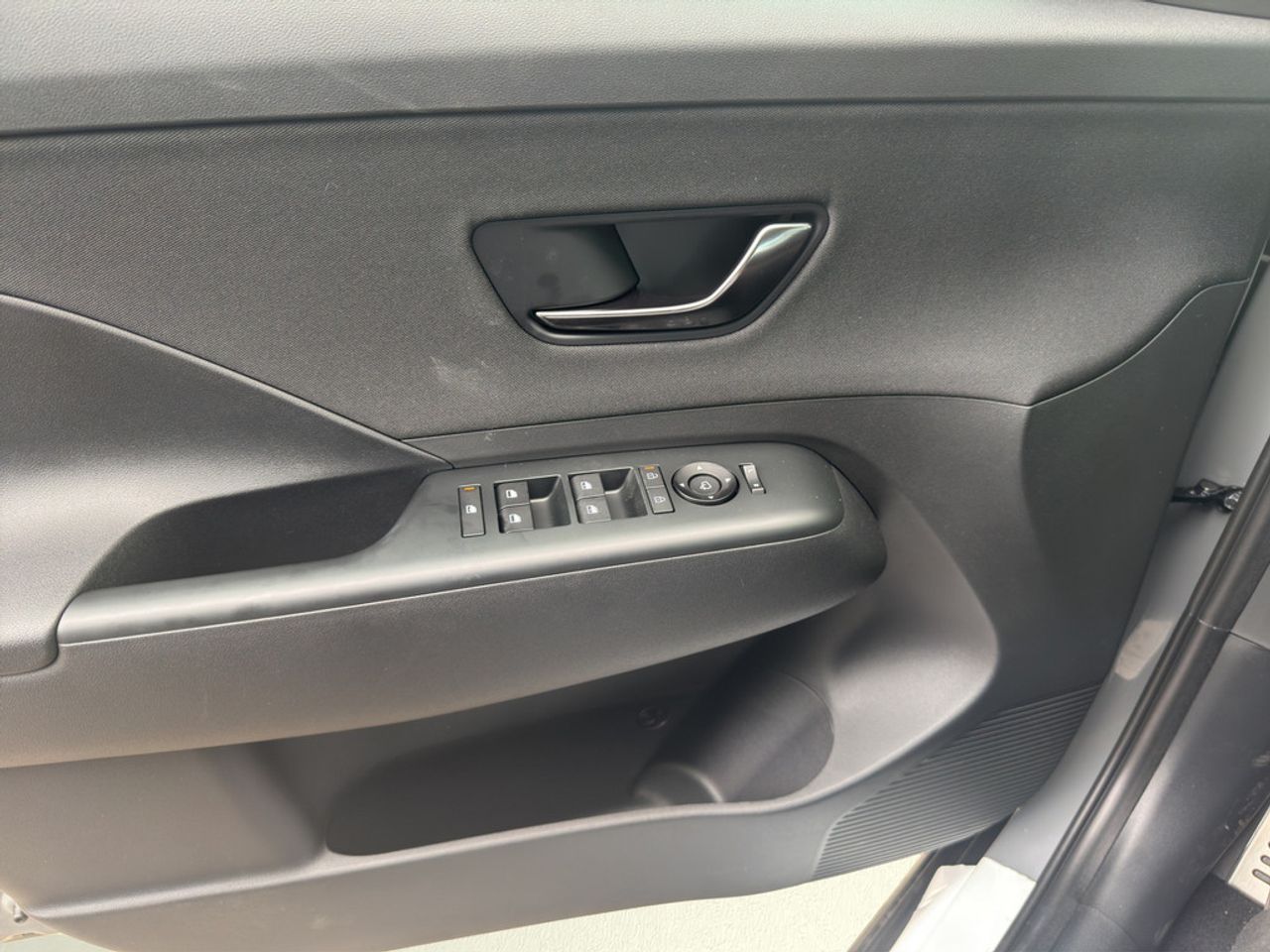 https://csb-strapi-files.fsn1.your-objectstorage.com/inventory-cars/images/08f3ef688efdc9824bac058b5b758aaa80971c69/13_1280_5030.jpg