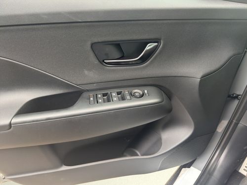 https://csb-strapi-files.fsn1.your-objectstorage.com/inventory-cars/images/08f3ef688efdc9824bac058b5b758aaa80971c69/13_500_7146.jpg