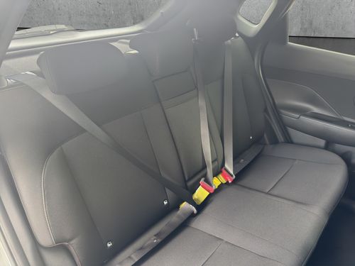 https://csb-strapi-files.fsn1.your-objectstorage.com/inventory-cars/images/08f3ef688efdc9824bac058b5b758aaa80971c69/19_500_4639.jpg
