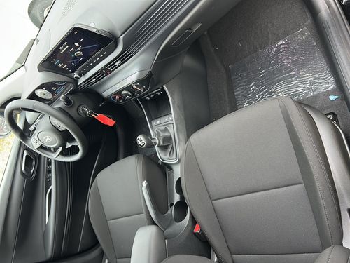 https://csb-strapi-files.fsn1.your-objectstorage.com/inventory-cars/images/0922d821ad7c1c8fcd250ac060b990e14fc9636d/32_500_9060.jpg
