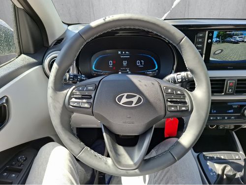 https://csb-strapi-files.fsn1.your-objectstorage.com/inventory-cars/images/0a06735e51f56cec31d1478f585238e3d9930f9a/10_500_3713.jpg