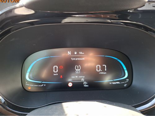 https://csb-strapi-files.fsn1.your-objectstorage.com/inventory-cars/images/0a06735e51f56cec31d1478f585238e3d9930f9a/11_500_4334.jpg