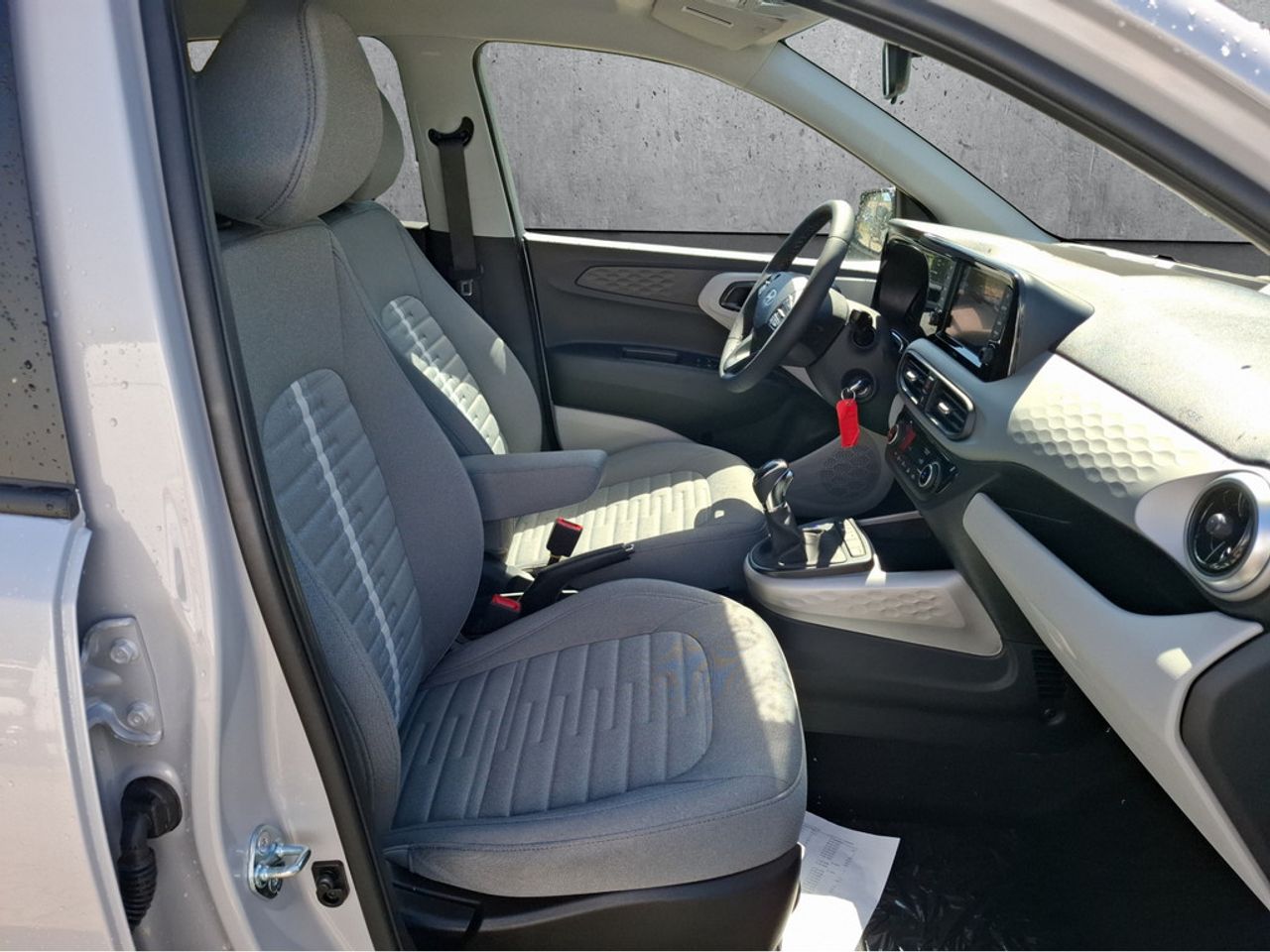 https://csb-strapi-files.fsn1.your-objectstorage.com/inventory-cars/images/0a06735e51f56cec31d1478f585238e3d9930f9a/20_1280_8491.jpg