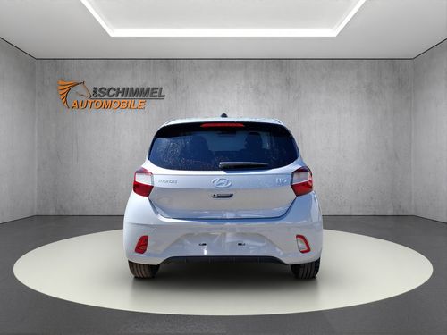 https://csb-strapi-files.fsn1.your-objectstorage.com/inventory-cars/images/0a06735e51f56cec31d1478f585238e3d9930f9a/5_500_3750.jpg
