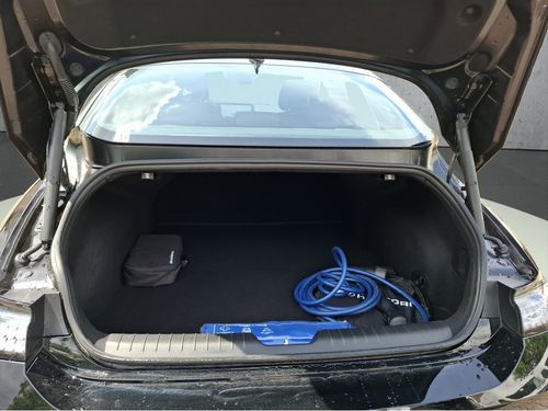 https://csb-strapi-files.fsn1.your-objectstorage.com/inventory-cars/images/0a4e4dc5c55078077f25dc5c3db47fd282f8b5d5/18_500_8330.jpg