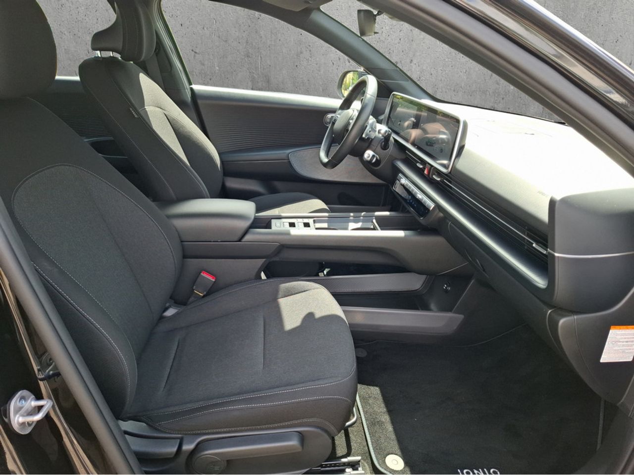 https://csb-strapi-files.fsn1.your-objectstorage.com/inventory-cars/images/0a4e4dc5c55078077f25dc5c3db47fd282f8b5d5/20_1280_9735.jpg