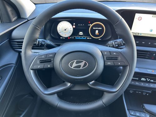 https://csb-strapi-files.fsn1.your-objectstorage.com/inventory-cars/images/0cae2cdccca7f504b669358c89731cd4907df7d5/19_500_1920.jpg