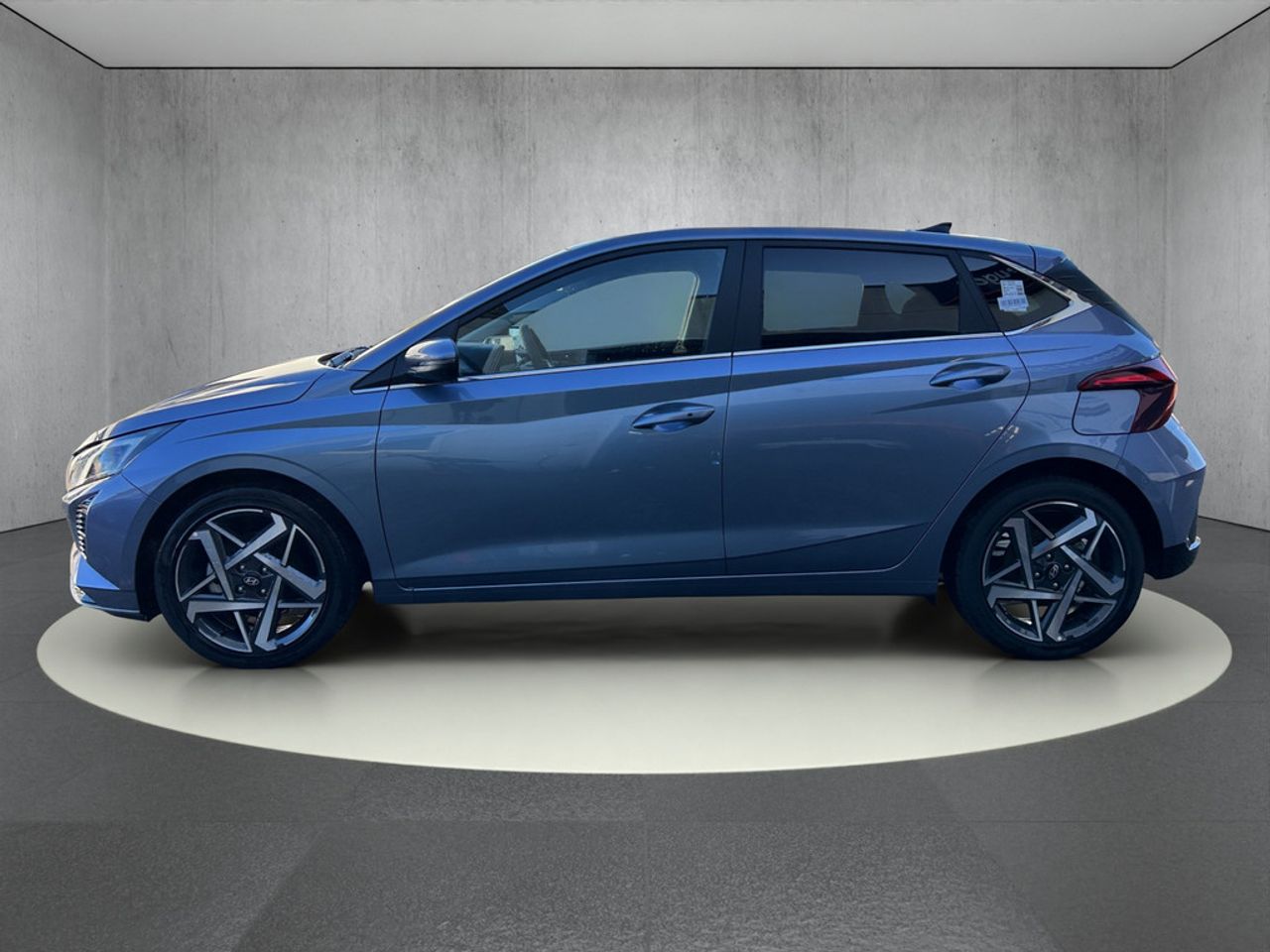 https://csb-strapi-files.fsn1.your-objectstorage.com/inventory-cars/images/0cae2cdccca7f504b669358c89731cd4907df7d5/1_1280_2225.jpg