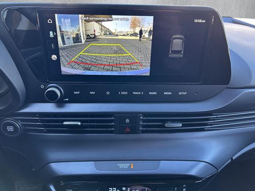 https://csb-strapi-files.fsn1.your-objectstorage.com/inventory-cars/images/0cae2cdccca7f504b669358c89731cd4907df7d5/21_500_7581.jpg