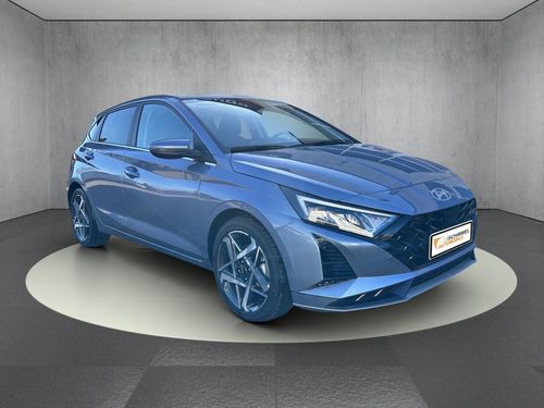 https://csb-strapi-files.fsn1.your-objectstorage.com/inventory-cars/images/0cae2cdccca7f504b669358c89731cd4907df7d5/8_500_4518.jpg