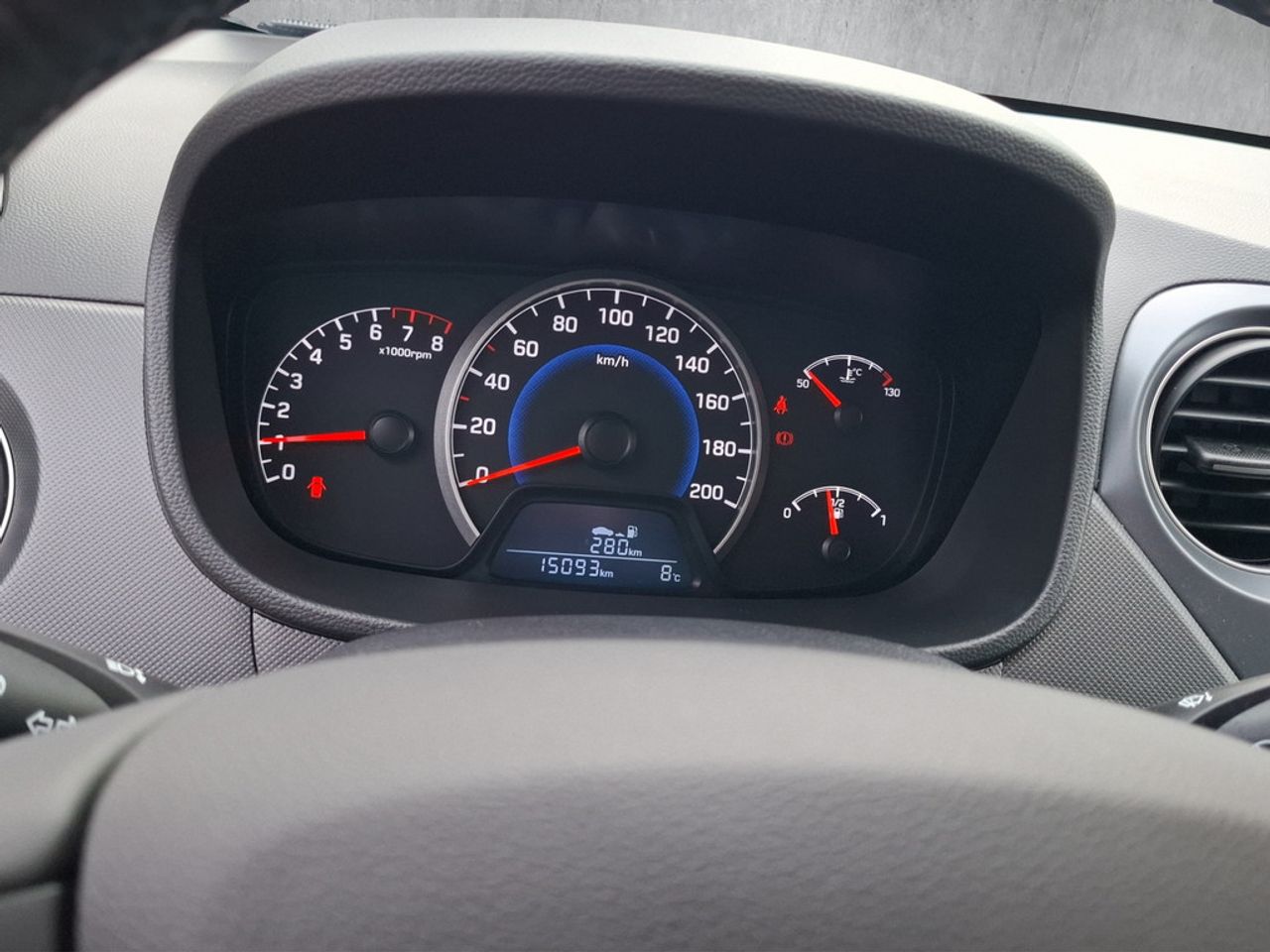 https://csb-strapi-files.fsn1.your-objectstorage.com/inventory-cars/images/0eb1d49f1318ed9a6b12a81f66a207a966c64090/11_1280_9953.jpg